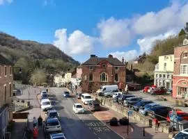 Ironbridge town apartment