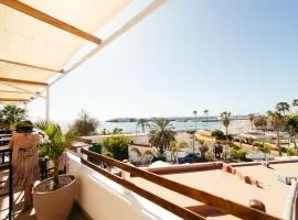 Ocean Nomads Coworking，位于阿罗纳的青旅