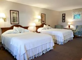Super Room Rental with Decks in a Bed and Breakfast Getaway near Camden, Maine