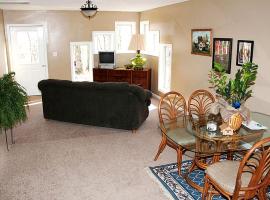 Fully Furnished Cabin Rental with Fire Pit near Cherokee National Forest