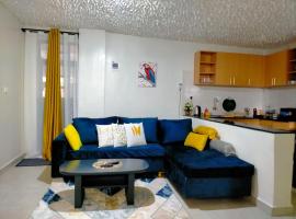 Blue Petals Homestays，位于纳纽基的带停车场的酒店