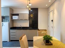 Studio confortável | Ao lado da Unifebe，位于布吕斯克的酒店