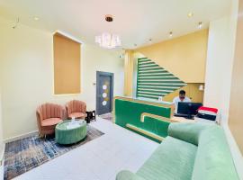 GREENS ESTATE Business Class Hotel，位于钦奈的酒店