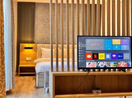 İNNPORT HOTEL，位于盖布泽的酒店
