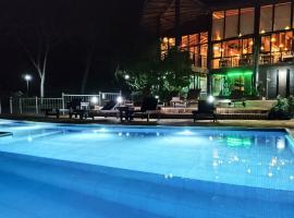 Puro Moconá Lodge，位于埃尔索韦维奥的酒店