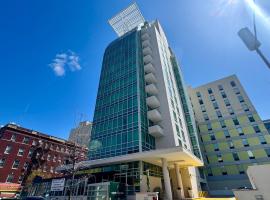 LIC Manhattan View Hotel，位于皇后区的酒店