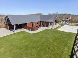 Amazing Home In Vinderup With Sauna
