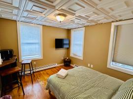 Simple & Convenient Downtown Living，位于波特兰的酒店