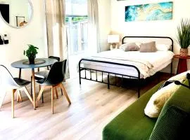 Modern Suit Premium Apartment
