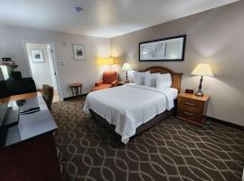 Ramada Bayside Inn & Suites Eureka，位于尤里卡的酒店