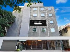 Super Townhouse Kanakpura Road Formerly Panchavati Comforts