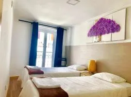 5Lisbon Private Bedroom With a City View