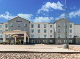 Spark by Hilton Selma，位于Selma的酒店