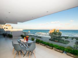 Beachfront Artemida Retreat - Peony Seabreeze Gem，位于阿特米达的酒店