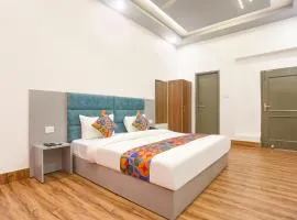 FabHotel Villa The Suites - Nr Prayagraj Junction