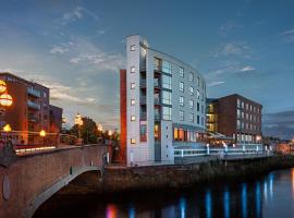 极乐温泉酒店，位于利默里克的酒店