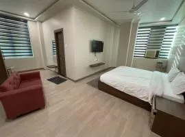 Aman Paradise Hotel & Banquets