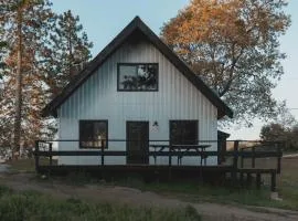 Spacious 4-bedroom cabin on secluded private land