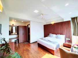 Jo'stel Dream Glory Hotel and Bar - Near MG Marg，位于甘托克的宠物友好酒店