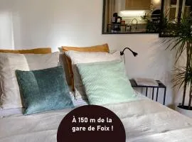 AUX 4 LOGIS Appart-hotel - Studio Le City - Petit déjeuner inclus 1ère nuit