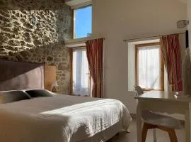 beautiful renovated farmhouse Le Cellier