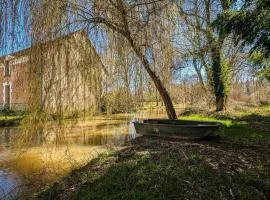 Moulin paisible en Berry avec étang privé, proche du Château de Valençay et Zoo de Beauval - FR-1-591-18