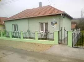 KOÓS VENDÉGHÁZ
