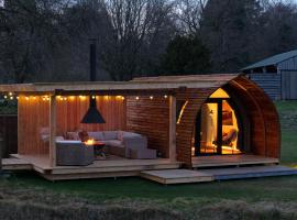 Montrave Estate by Wigwam Holidays，位于Pitlessie的带按摩浴缸的酒店