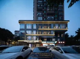 广州海珠客村地铁站轻居酒店