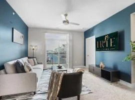 IRIE Living Divine Suite Grand Park with King Bed