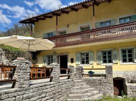 Hisa Betin 4 Bedroom Holiday Home In Soca Valley，位于托尔明的酒店