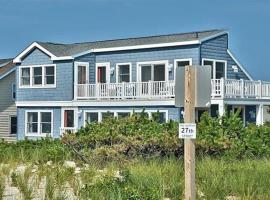 Dog Friendly, 3 Bedroom Oceanfront, Panoramic Ocean Views, Ship Bottom，位于希普博特姆的酒店