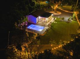 Bello Amanecer Guest House with Private Pool