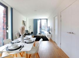 MCR City Condo Free Parking Gym Terrace