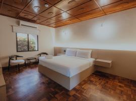 Hotel Boutique Rebequet，位于下博克特的酒店