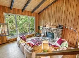 Glenwood Springs Mountain Getaway with Hot Tub and Riverfront