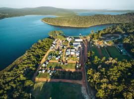 Walpole Rest Point Caravan Park，位于沃波尔的酒店