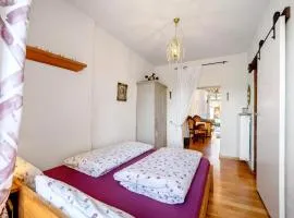 Kristallzimmer - Studio