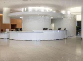 赫尔辛基机场希尔顿酒店，位于赫尔辛基万塔机场 - HEL附近的酒店