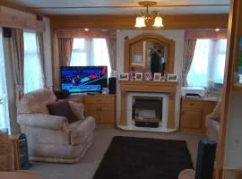 warden springs caravan park MS16 Thornhill road, Eastchurch,ME124HF