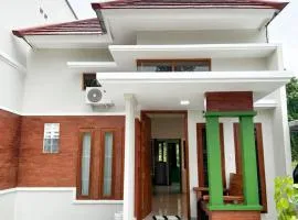 Villa Albinna by HomiQ
