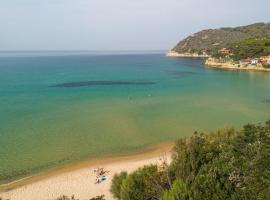 Appartamento Via del Mare 20 - Goelba，位于普罗基奥的酒店