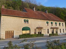 La chaumette，位于Pannessières的酒店