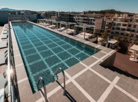 The Social Hub San Sebastian Extended Stay，位于圣塞瓦斯蒂安的酒店