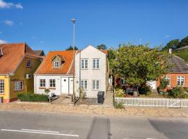 Nice Home In Sønderborg With Wifi，位于森讷堡的酒店