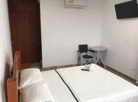 Hotel triade，位于阿卡西亚斯的酒店