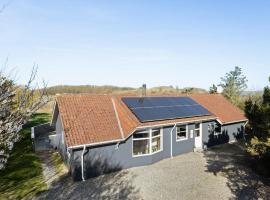 Pet Friendly Home In Humble With Sauna，位于哈姆堡的酒店