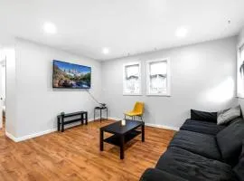 New Renovated Home With Jacuzzi