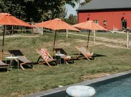Renovated Barn With Panoramic Views In Perigord