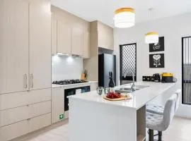 The Crest North Harbour Estate Sleeps 8